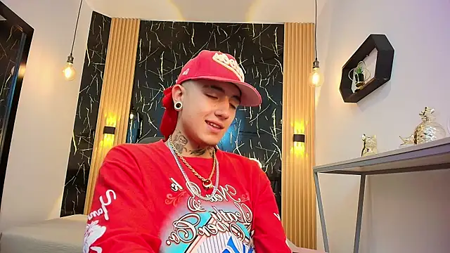 Snapshot of Patrick_Rango chatting on January 18, 3:54 am Patrick Rango online show from January 18, 3:54 am