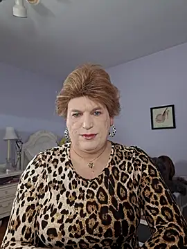 Snapshot of Victoriatv1 chatting on January 12, 12:39 am Victoriatv1 online show from January 12, 12:39 am