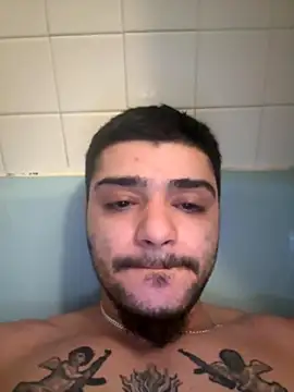 Snapshot of papiVilla23 chatting on September 15, 2:28 pm papiVilla23 online show from September 15, 2:28 pm