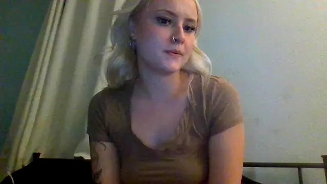 sluttypumpkin online show from July 4, 3:02 am