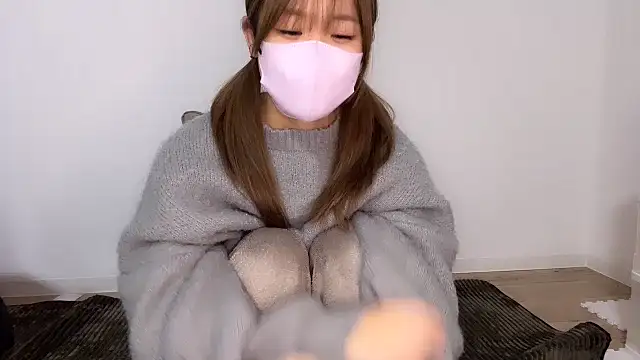 Snapshot of Sakusaku0522 chatting on November 20, 1:11 pm Sakusaku0522 online show from November 20, 1:11 pm