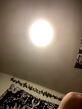 Snapshot of 1Zoey101 chatting on November 19, 12:49 pm 1Zoey101 online show from November 19, 12:49 pm