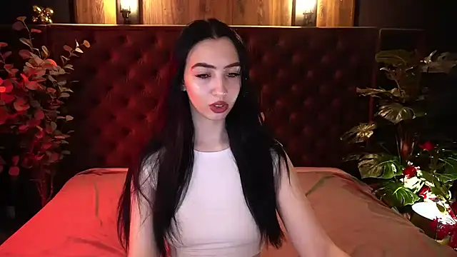 WildKittenX  online show from March 20, 6:40 am