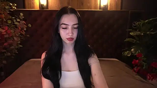 WildKittenX  online show from April 8, 5:40 am