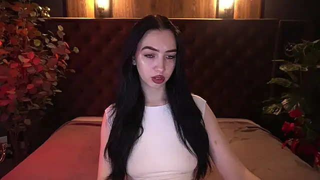 WildKittenX  online show from April 9, 5:40 am