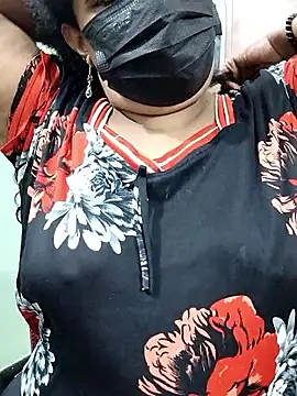 Snapshot of abinaya26 chatting on October 26, 7:53 pm abinaya26 online show from October 26, 7:53 pm