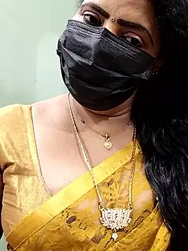 Snapshot of abinaya26 chatting on November 4, 2:21 am abinaya26 online show from November 4, 2:21 am