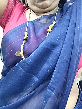 Snapshot of abinaya26 chatting on November 8, 7:30 am abinaya26 online show from November 8, 7:30 am