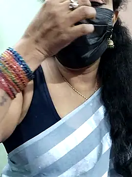 Snapshot of abinaya26 chatting on November 13, 3:55 pm abinaya26 online show from November 13, 3:55 pm