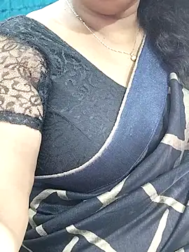 Snapshot of abinaya26 chatting on November 25, 8:14 am abinaya26 online show from November 25, 8:14 am