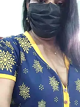 Snapshot of abinaya26 chatting on December 19, 7:04 am abinaya26 online show from December 19, 7:04 am