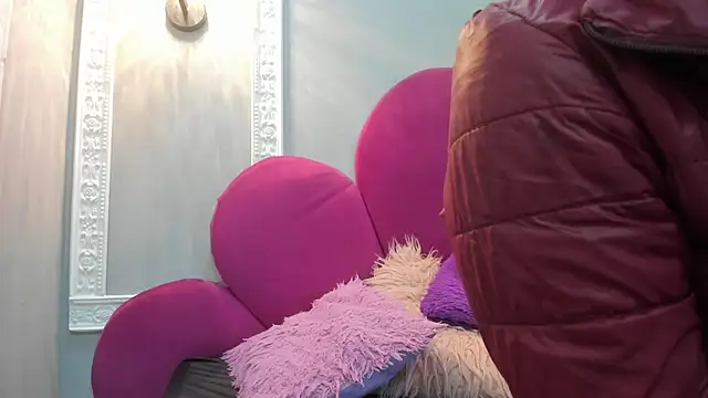 Bonniie 22 online show from January 7, 1:57 pm