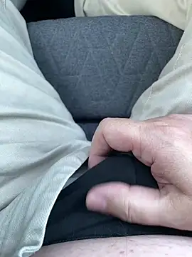 littletoy64 online show from February 27, 4:21 pm