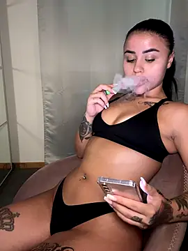 milabigassxoxo online show from September 17, 11:34 am