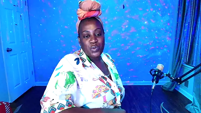 lovelyenigma365 online show from March 24, 5:01 am