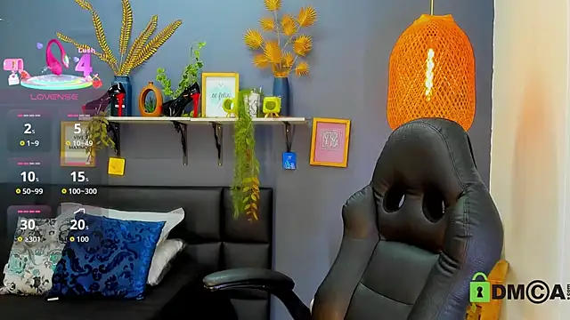 yessila parker online show from March 17, 9:23 am