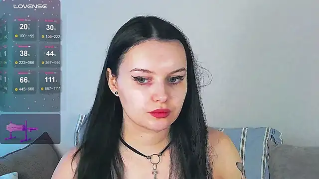 Miss Vic online show from July 4, 8:15 pm