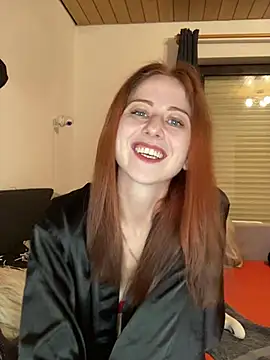 Snapshot of SweetSeraphine chatting on March 5, 5:08 pm SweetSeraphine online show from March 5, 5:08 pm