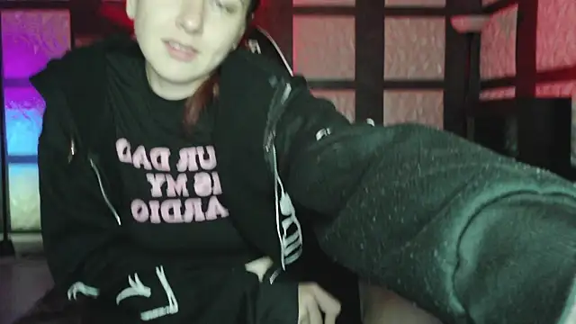 Snapshot of SweetSeraphine chatting on October 4, 5:00 pm SweetSeraphine online show from October 4, 5:00 pm