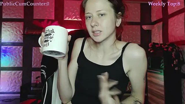 Snapshot of SweetSeraphine chatting on November 9, 6:01 am SweetSeraphine online show from November 9, 6:01 am