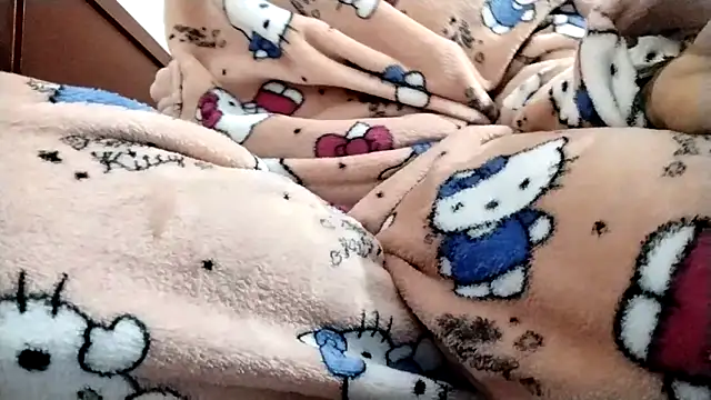 FresitaSquirt24 online show from February 24, 9:13 pm