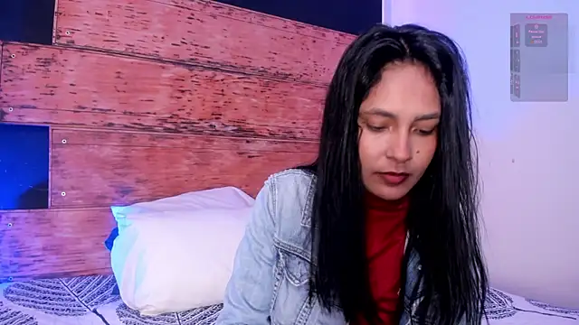 Fernanda liie  online show from May 29, 12:36 pm