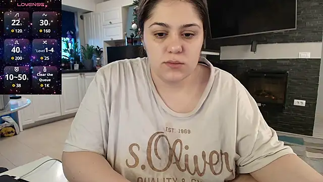 Layla- online show from January 22, 9:35 am