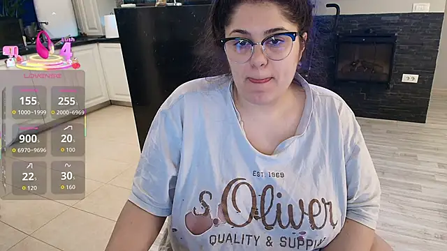 Layla- online show from March 3, 9:37 am