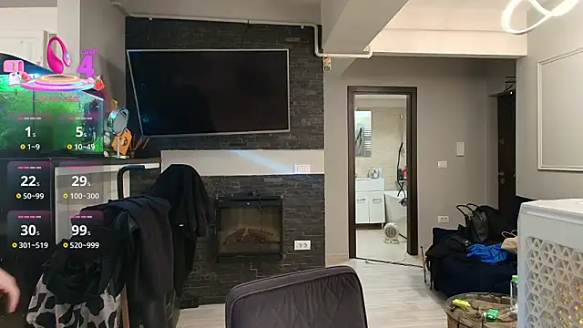 Layla- online show from March 14, 10:10 am