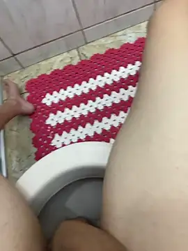 Snapshot of Dj4lma chatting on October 7, 11:24 pm Dj4lma online show from October 7, 11:24 pm