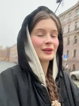 Snapshot of melicious_ chatting on March 6, 12:52 pm melicious online show from March 6, 12:52 pm