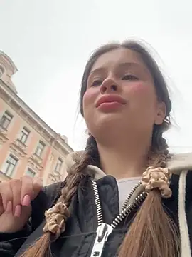 Snapshot of melicious_ chatting on March 8, 9:50 am melicious online show from March 8, 9:50 am