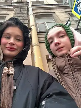 Snapshot of melicious_ chatting on March 15, 3:37 pm melicious online show from March 15, 3:37 pm