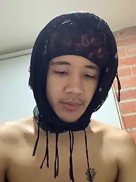 chillcol online show from March 17, 10:38 am