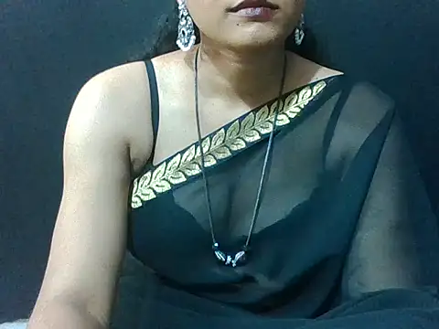 Snapshot of sugandha_bhabhi chatting on October 27, 4:44 pm sugandha bhabhi online show from October 27, 4:44 pm