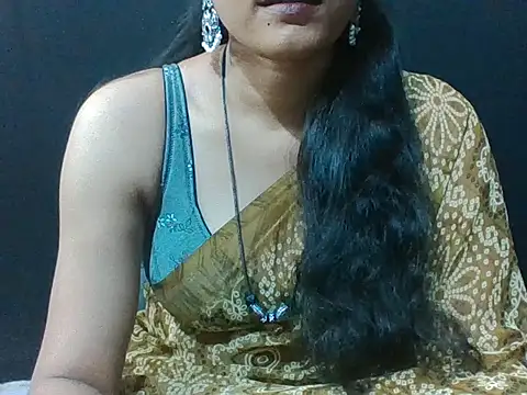 Snapshot of sugandha_bhabhi chatting on October 30, 4:52 pm sugandha bhabhi online show from October 30, 4:52 pm