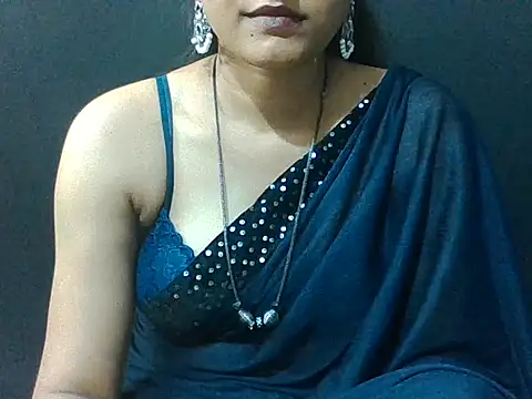 Snapshot of sugandha_bhabhi chatting on November 1, 4:42 pm sugandha bhabhi online show from November 1, 4:42 pm