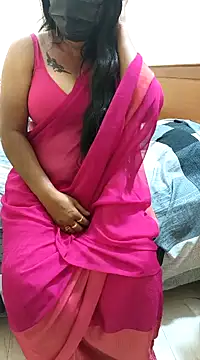 Snapshot of southindian-veena chatting on February 27, 9:32 am southindian-veena online show from February 27, 9:32 am