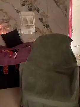 Snapshot of freakydesi chatting on March 17, 6:40 am freakydesi online show from March 17, 6:40 am