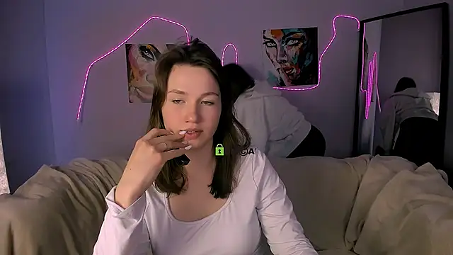 helli belli online show from February 6, 8:56 pm