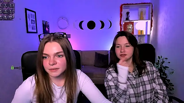 helli belli online show from April 15, 7:43 pm