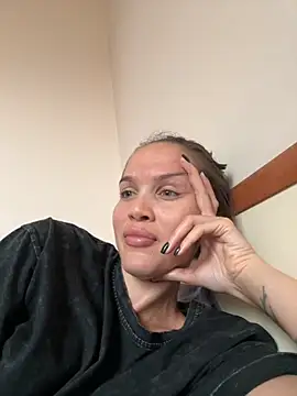 Beverly Hilll online show from October 7, 12:46 pm