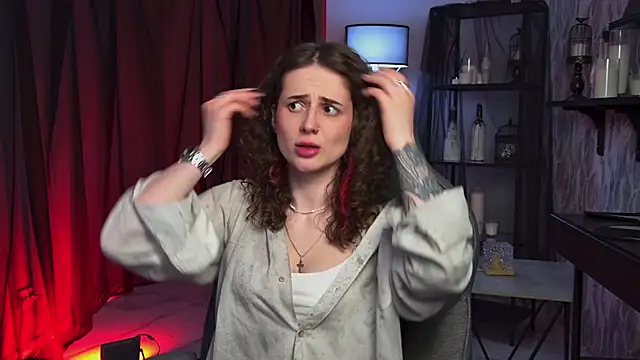 OliviaMcClean online show from April 9, 1:05 am