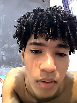 Snapshot of Thony444 chatting on March 6, 6:37 pm Thony444 online show from March 6, 6:37 pm