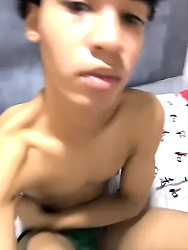 Snapshot of Thony444 chatting on March 8, 9:08 pm Thony444 online show from March 8, 9:08 pm