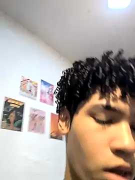 Snapshot of Thony444 chatting on March 15, 9:05 pm Thony444 online show from March 15, 9:05 pm