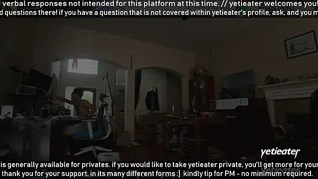 Snapshot of yetieater chatting on June 16, 5:15 pm yetieater online show from June 16, 5:15 pm