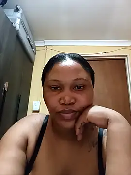 JuicyMilkyTizzy online show from April 7, 7:53 am