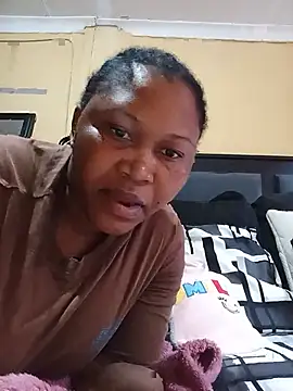 Snapshot of JuicyMilkyTizzy chatting on June 26, 7:35 am JuicyMilkyTizzy online show from June 26, 7:35 am