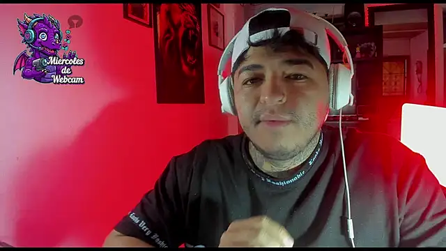 Strip Classes Col online show from March 25, 3:07 pm